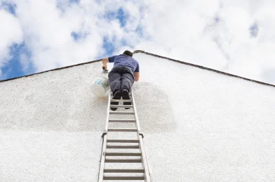 Peinture extérieure à Neussargues en Pinatelle — façades et ravalement
